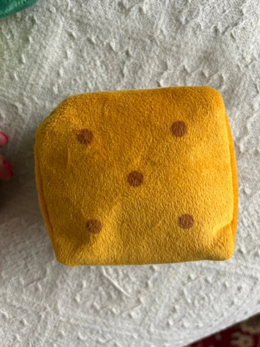 🛍️ Bundle of 5! 🐶 Dog Plush Squeaky Toys!